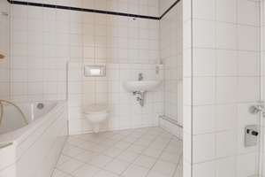 Lichterfelde. Grün. Sonnig. Zuhause. Helle 3 Zi. - großer Südbalkon - Gä-WC - großzügiger Grundriss – Die vollständige Adresse der Immobilie erhältst du vom Anbieter., 12203 Lichterfelde, Berlin – Vorschaubild 14