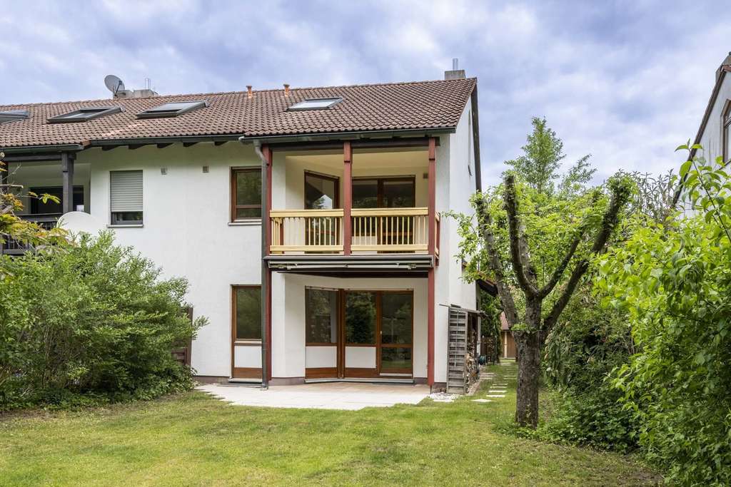 top gepflegtes Reiheneckhaus in Neukeferloh