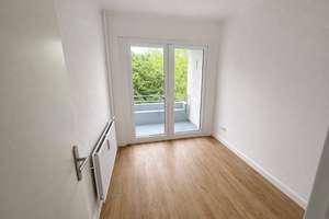 Renovierte 5-Zimmer-Wohnung | 82 m² | 2 Balkone | Stellplatz | Keine Erbpacht| Wolfsburg – Weimarer Str. 1, 38444 Westhagen, Wolfsburg – Vorschaubild 4