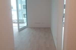 Gut geschnittene 2-Zimmer-Wohnung mit Einbauküche im lebhaften Flingern – Erkrather Str. 147, 40233 Flingern Süd, Düsseldorf – Vorschaubild 2