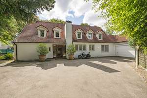 Großzügige Familienresidenz in Othmarschen – Die vollständige Adresse der Immobilie erhältst du vom Anbieter., 22605 Othmarschen, Hamburg – Vorschaubild 18