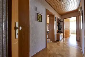 Schönes 2-Familienhaus (ca. 131 m²) freistehend, mit Garten, Garage uvm – Heilbronn (Kreis) – Vorschaubild 6