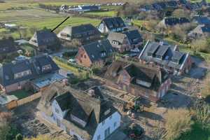 Baugrundstück mit Altbestand an den Tinnumer Wiesen – Sylt (Gemeinde), Nordfriesland (Kreis), 25980 Nordfriesland (Kreis) – Vorschaubild 1