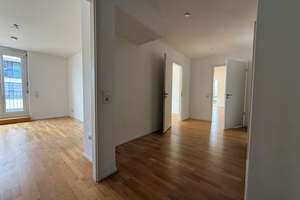3 Zimmer in der Innenstadt - großer Balkon & Gartenanteil – Die vollständige Adresse der Immobilie erhältst du vom Anbieter., 70173 Europaviertel, Stuttgart – Vorschaubild 4