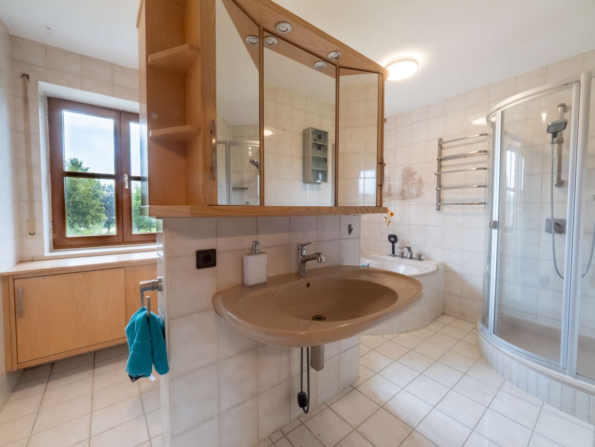 Immobilie in Teising - Wohnen mit Gartenidylle & Bachlauf – 3-Zimmer-Wohnung mit Charme, Kamin & PV-Anlage - Bild 5