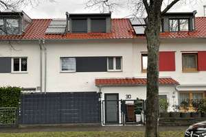 Elegantes Reihenmittelhaus mit 5 Zimmern in Esslingen am Neckar – Mutzenreisstraße 30, 73734 Zollberg, Esslingen am Neckar – Vorschaubild 1