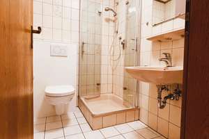 Helle Singlewohnung Nähe Uniklinik Würzburg – Grießäckerstraße 13, 97078 Versbach, Würzburg – Vorschaubild 5