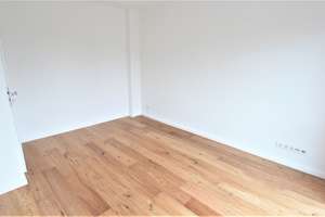 Wohnen wie im eigenen Haus – außergewöhnliche 3-Zimmer-Wohnung mit 90 m² Terrasse – Konstantinstr. 1a, 53179 Rüngsdorf, Bonn – Vorschaubild 9