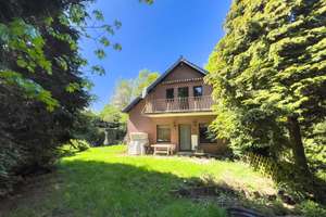 Freistehendes Einfamilienhaus // Wohnen in Natur und Ruhe mit Doppelgarage – Die vollständige Adresse der Immobilie erhältst du vom Anbieter., 42653 Gräfrath, Solingen – Vorschaubild 8