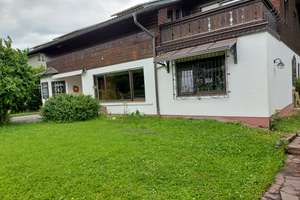 Schönes freihstehendes Einfamilienhaus mit Wohnung und Appartement im OG – Die vollständige Adresse der Immobilie erhältst du vom Anbieter., 83115 Neubeuern – Vorschaubild 1