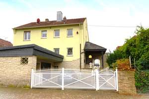 - RESERVIERT - Zwei­familien­haus mit großem Grundstück und Entwicklungspotenzial in ruhiger Lage – Die vollständige Adresse der Immobilie erhältst du vom Anbieter., 55543 Bad Kreuznach – Vorschaubild 1