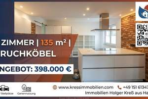 Haus-im-Haus-Gefühl: Sanierte 4-Zi.-OG Wohnung mit zwei Balkonen, zwei PKW Stellplätzen und Garten