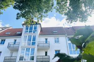 Stadtfeld-Ost Magdeburg: Helle 3-Zimmer-Wohnung mit Balkon und Einbauküche
