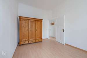 Urbaner Wohnkomfort – renovierte 2-Zimmer-Wohnung mit Balkon, Küche und Aufzug – Die vollständige Adresse der Immobilie erhältst du vom Anbieter., 13581 Wilhelmstadt, Berlin – Vorschaubild 2