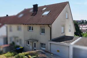 Familienfreundliches Zuhause mit Balkon, Terrasse und Ausbaupotenzial