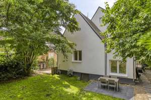 Freistehendes Familiendomizil mit Stil in Düsseldorf-Angermund – Die vollständige Adresse der Immobilie erhältst du vom Anbieter., 40489 Angermund, Düsseldorf – Vorschaubild 4
