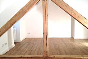Helle Dachgeschoß-Wohnung am Staufenplatz – Grafenberger Allee 397, 40235 Grafenberg, Düsseldorf – Vorschaubild 4