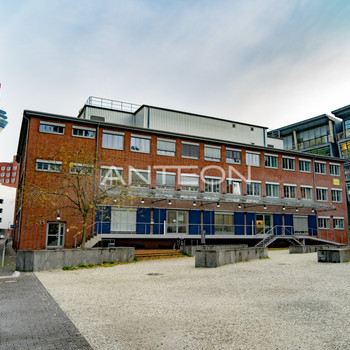 Flexible Raumaufteilung I Doppel-/Hohlraumboden I Elektrischer Sonnenschutz