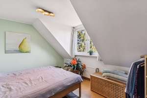 Das Beste kommt ganz oben – und hat sogar noch eine Etage mehr – Die vollständige Adresse der Immobilie erhältst du vom Anbieter., 14165 Zehlendorf, Berlin – Vorschaubild 9