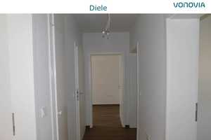 Klasse 3-Zimmer-Wohnung mit Balkon! – Mörikestraße 16, 45128 Essen – Vorschaubild 4