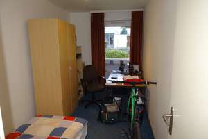 Helle freundliche Hochparterre-Wohnung mit drei Zimmern sowie Balkon und Einbauküche in Moosach. – Triebstraße 10, 80993 Alt-Moosach, München – Vorschaubild 10