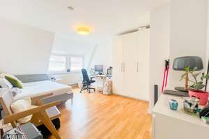 Sonnendurchflutete 3-Zimmerwohnung mit EBK und Balkon im beliebten Heusteigviertel – Falbenhennenstraße 7, 70180 Lehen, Stuttgart – Vorschaubild 3