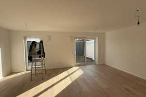 ... AIGNER - RÖNTGEN³ - DH 10 - ruhig, stilvoll und energieeffizient  - Hier haben alle Platz! ... – Röntgenstraße 10, 84513 Altötting (Kreis) – Vorschaubild 3