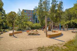 Helle 2-Zimmer-Wohnung mit Balkon, Aufzug & Tiefgarage – gepflegtes Wohnhaus – Stettiner Straße 13, 13357 Gesundbrunnen, Berlin – Vorschaubild 23