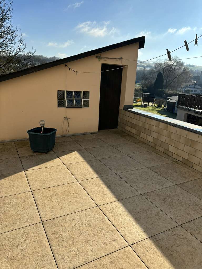 Immobilie in Rieschweiler-Mühlbach - Renovierungsbedürftiges 6-Zimmer Einfamilienhaus mit Garage in Rieschweiler-Mühlbach - Bild 4