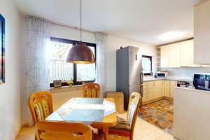 Gepflegte Split-Level-Wohnung mit Garten und Blick auf die Wörthspitze – 65934 Nied, Frankfurt am Main – Vorschaubild 6