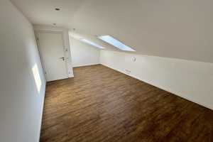 Modernes Holzbohlenarchitektenhaus am Feldrand mit Paddock und Reitplatz – Peine (Kreis) – Vorschaubild 11