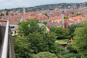 Schöne Altbauwohnung in Stuttgart-West: möbliert, 2 Zi. + Balkon