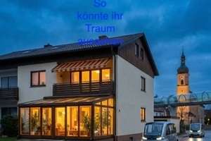 Platzwunder auf 731 qm: Saniertes 2-Familienh. & Wintergarten & Potential im Herzen Pfeffenhausens – Ringstraße 13, 84076 Pfeffenhausen – Vorschaubild 1