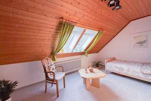 Großzügiges Einfamilienhaus in Bloherfelde mit Garten, Garage und viel Potenzial – Die vollständige Adresse der Immobilie erhältst du vom Anbieter., 26129 Bloherfelde, Oldenburg (Oldenburg) – Vorschaubild 12