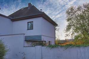 „Hier stört Ihre laute Musik keinen.“
Freistehendes helles Stadthaus mit viel Privatsphäre – Die vollständige Adresse der Immobilie erhältst du vom Anbieter., 7407 Rudolstadt – Vorschaubild 9