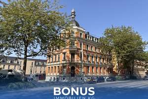 Stilvoll kernsanierte 2-Zimmer-Altbauwohnung im Denkmal – moderner Komfort inklusive EBK