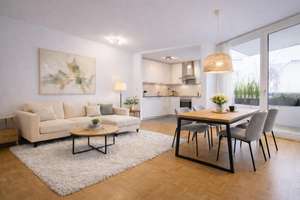 Große 4-Zimmer-Eigentumswohnung mit Balkon in Berlin-Mitte