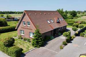Großzügiges Einfamilienhaus auf traumhaftem Grundstück in Wiesmoor – direkt am Kanal! – Aurich (Kreis) – Vorschaubild 2
