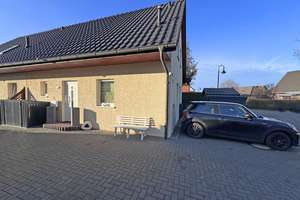 Reinfeld : Moderne und energieeffiziente 3-Zi Doppelhaushälfte in gefragter Wohnlage von Reinfeld – Die vollständige Adresse der Immobilie erhältst du vom Anbieter., 23858 Reinfeld (Holstein) – Vorschaubild 1