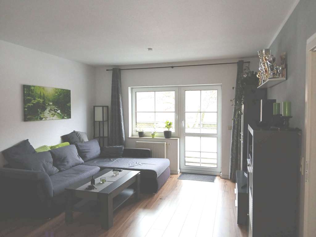 Immobilie in Neuruppin - Vermietete 2-Zimmer-Eigentumswohnung mit Balkon in zentraler Innenstadtlage - Bild 1