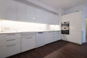 Modernisierte 3-Zimmer-Wohnung mit Balkon und Aufzug in Düsseldorf-Unterbilk – Reichsstr. 41, 40217 Unterbilk, Düsseldorf – Vorschaubild 4
