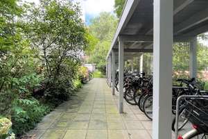 Stilvolle Gartenwohnung mit zwei privaten Gärten und besonderem Wohnkonzept im Beginenhof – Erkelenzdamm 57, 10999 Kreuzberg, Berlin – Vorschaubild 20