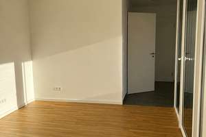 2-Zimmer-Wohnung in Köln-Ossendorf, Ehrenfeld , Neubau, Stellplatz & Küche