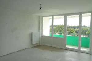 Wer will mich!? Günstig geschnittene 2-Zimmer-Wohnung (WBS) – Berrischstr. 8, 50769 Roggendorf/Thenhoven, Köln – Vorschaubild 2