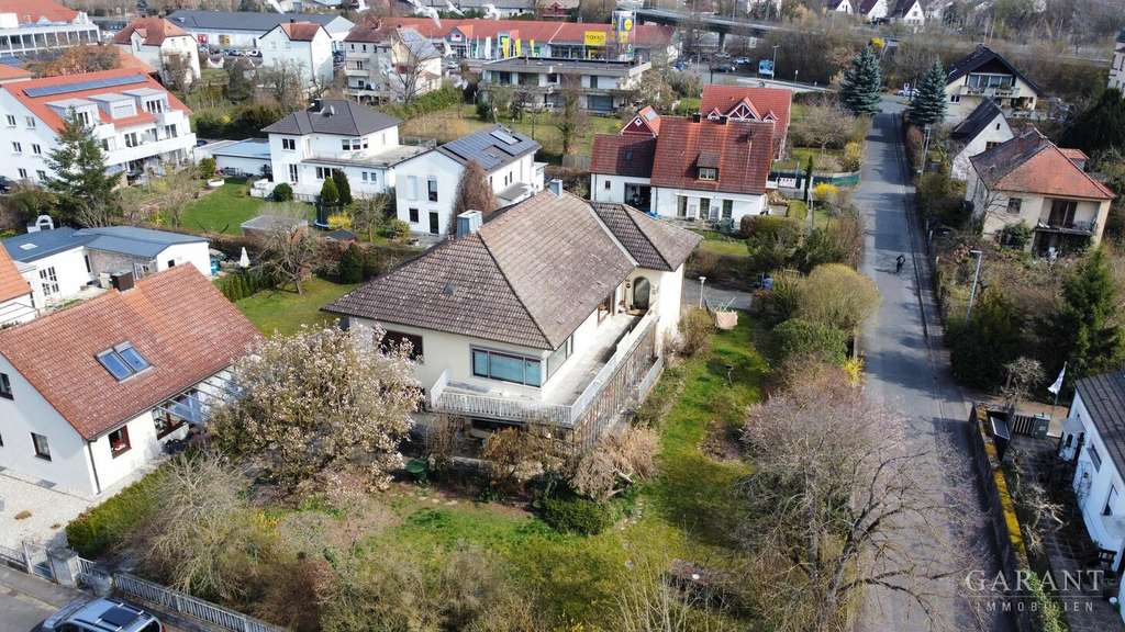 Immobilie in Karlstadt - Historischer Ausblick - wohnen in guter Lage - Bild 1