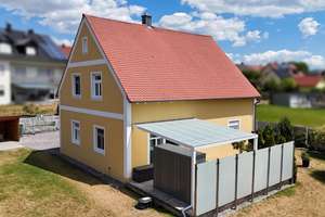 Gepflegtes Einfamilienhaus mit Keller und Doppelgarage in Burglengenfeld / Holzheim am Forst – Die vollständige Adresse der Immobilie erhältst du vom Anbieter., 93183 Holzheim am Forst – Vorschaubild 2