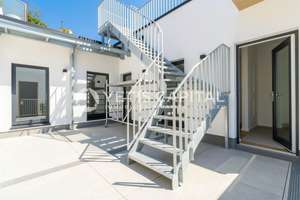 NEUBAUHIMMEL AUF ERDEN MIT EIGENER INNENHOF TERRASSE + DACHTERRASSE UND ZWEI BÄDERN +PROVISIONSFREI+ – Die vollständige Adresse der Immobilie erhältst du vom Anbieter., 50674 Neustadt/Süd, Köln – Vorschaubild 3