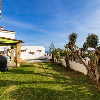 Freistehende Villa mit Meerblick 400 m vom Strand entfernt – Torreblanca