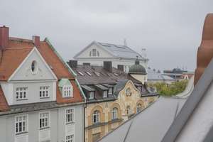 Traumhafte Dachgeschoss Maisonette-Wohnung in Bestlage – Lucile-Grahn-Straße 40, 81675 Steinhausen, München – Vorschaubild 2