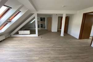 Wohnen mit Charakter: Drei-Zimmer-Wohnung in Eimsbüttel – Eimsbütteler Straße 10, 22769 Eimsbüttel (Ortsteil), Hamburg – Vorschaubild 3